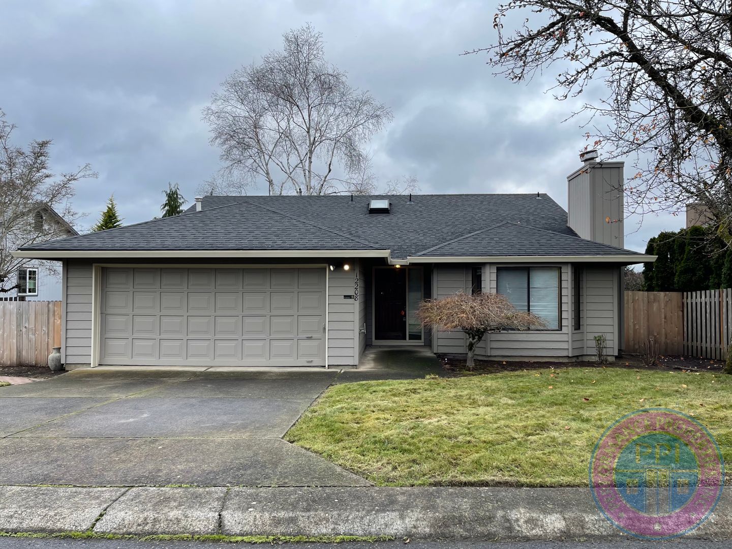 Tigard House: 12208 SW Morninghill Drive