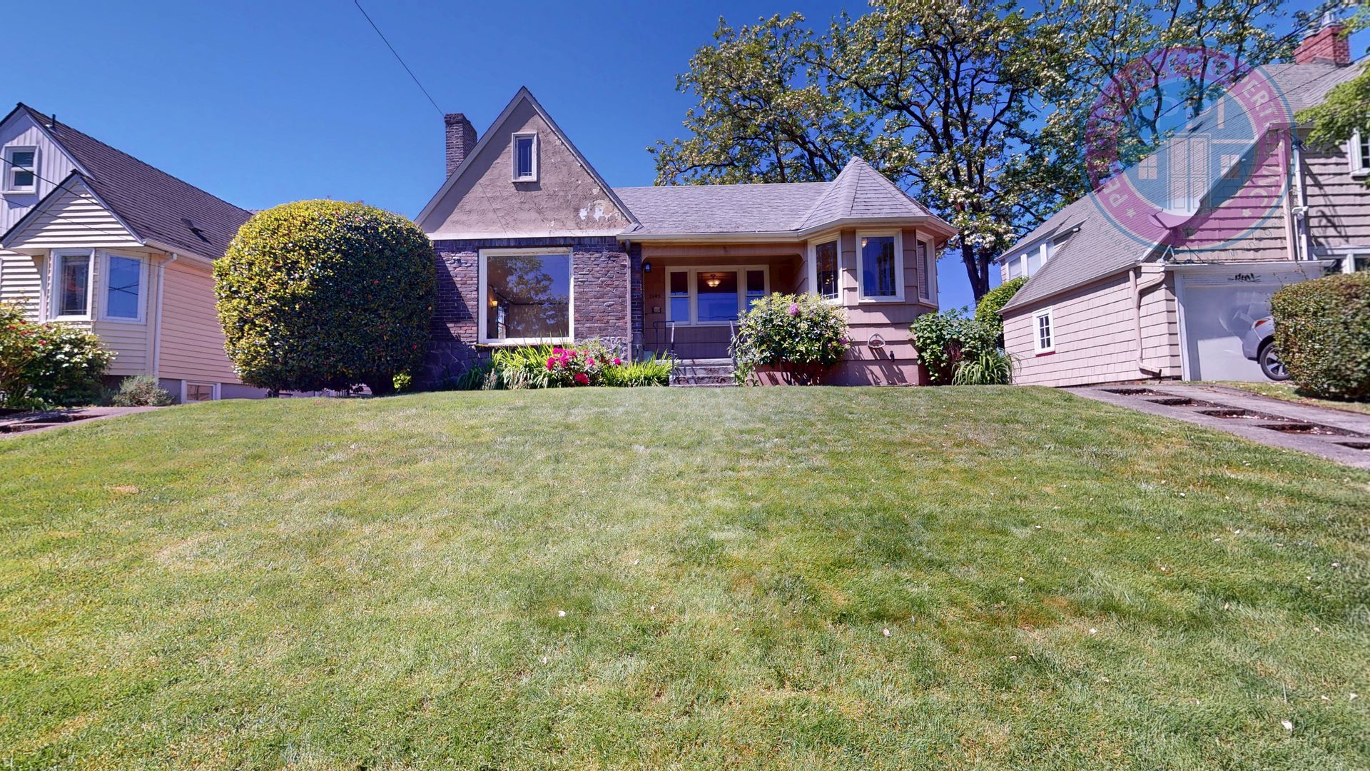 Portland House: 2605 NE 9th Avenue