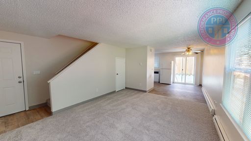 Newly Updated, Stylish Amenities / Close to PCC - Sylvania Campus! – photo 1