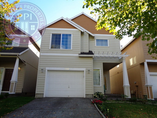 Beaverton House: 17668 SW Falling Leaf Court