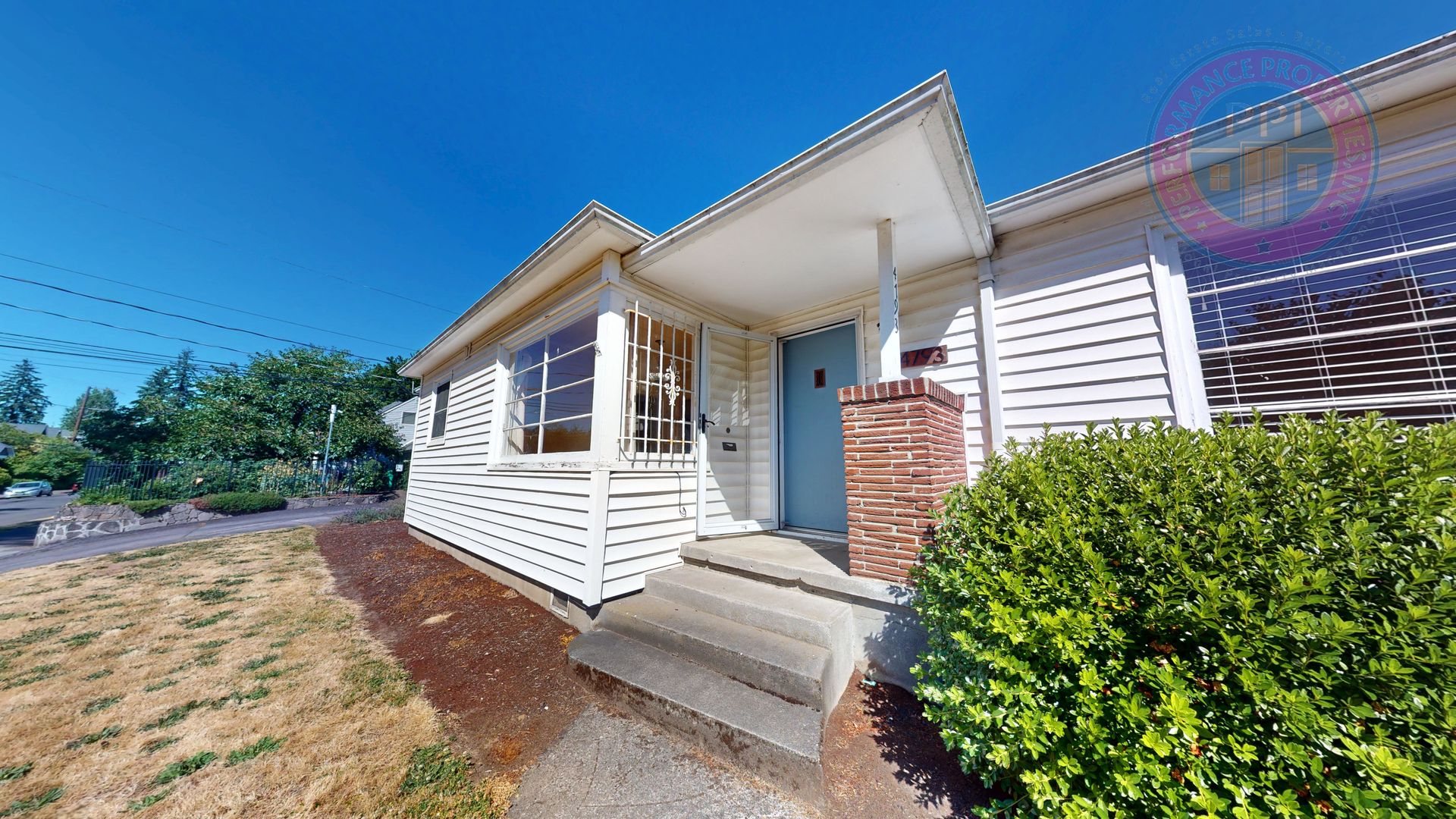 Portland House: 4793 N Willamette Blvd