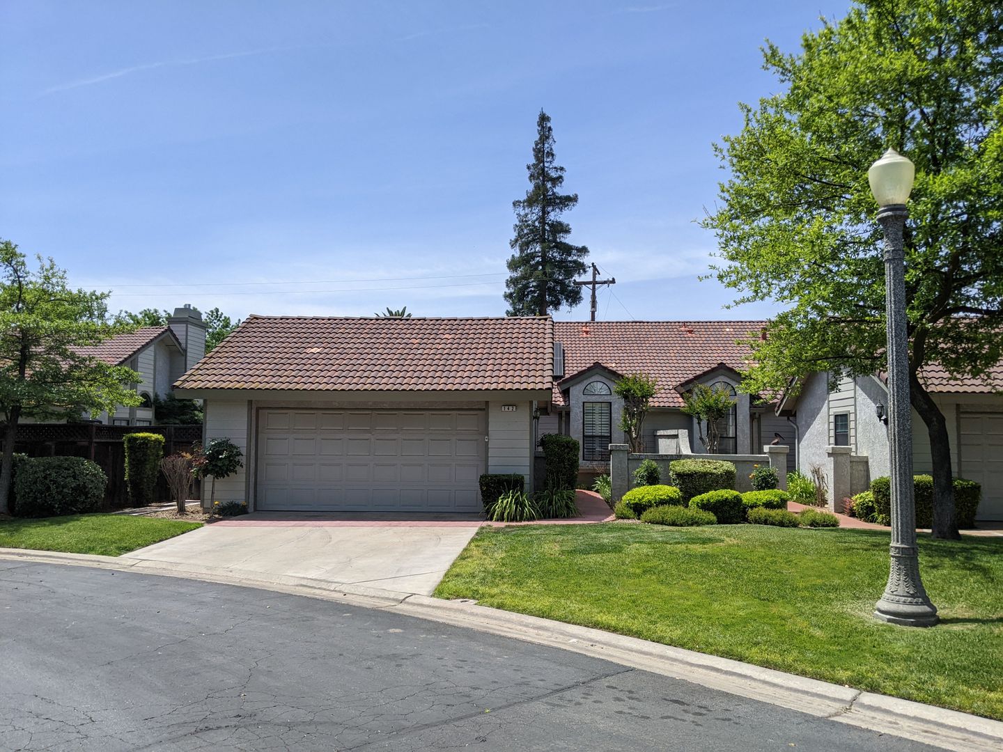 Fresno House: 1229 W. Bullard Ave. #142