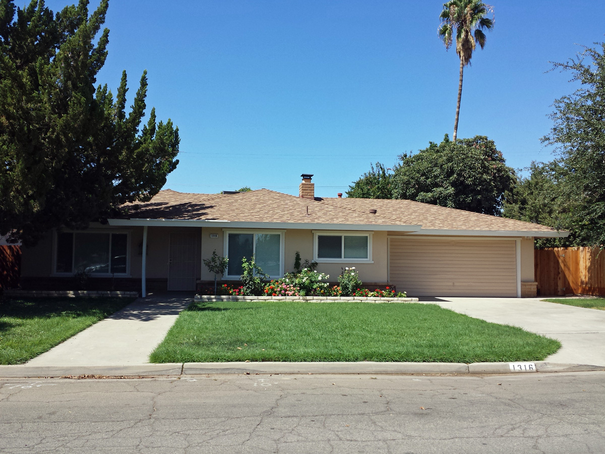 Fresno House: 1316 E. Barstow Ave.