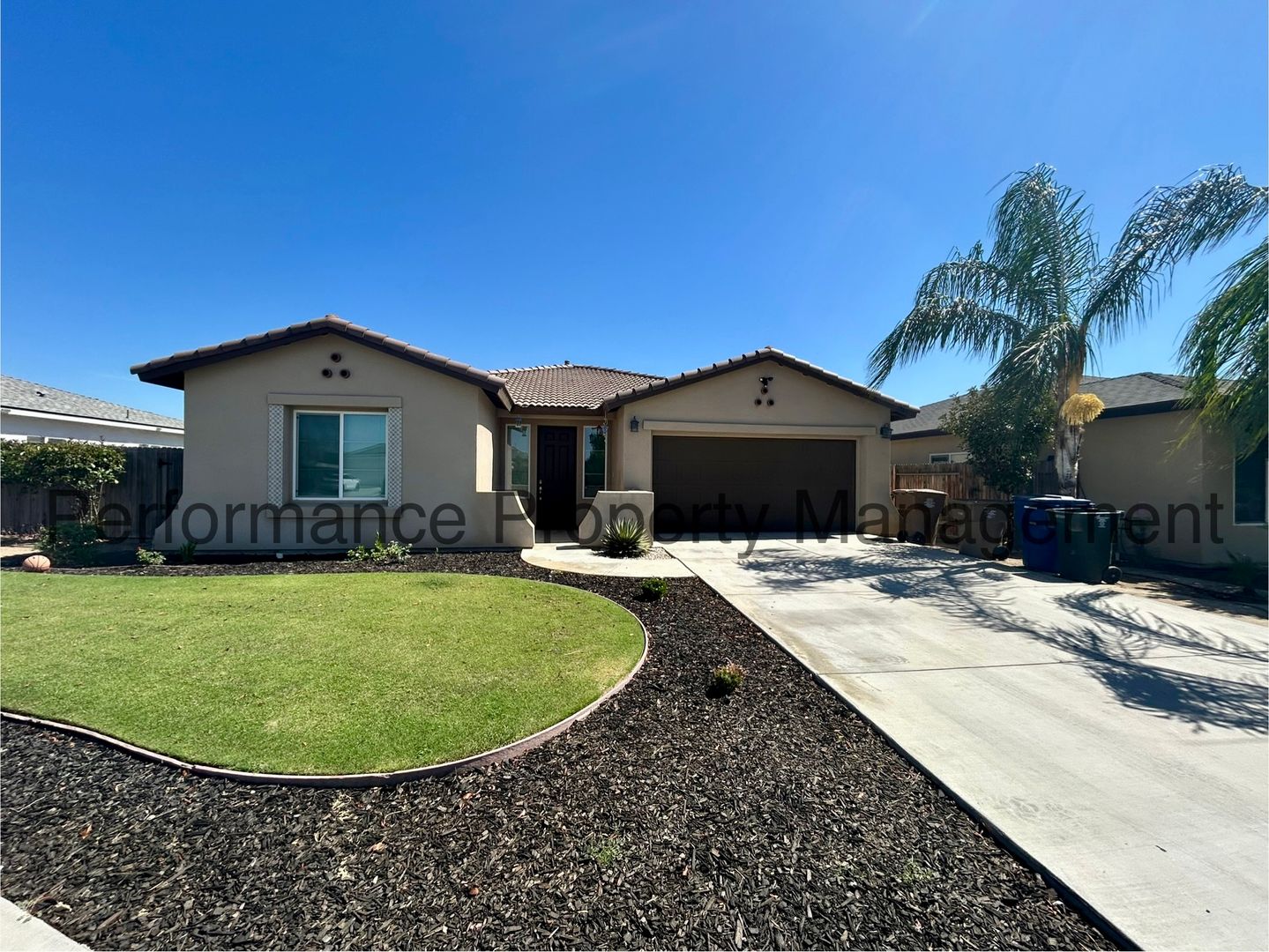 Bakersfield House: 2505 Mercedes Dr