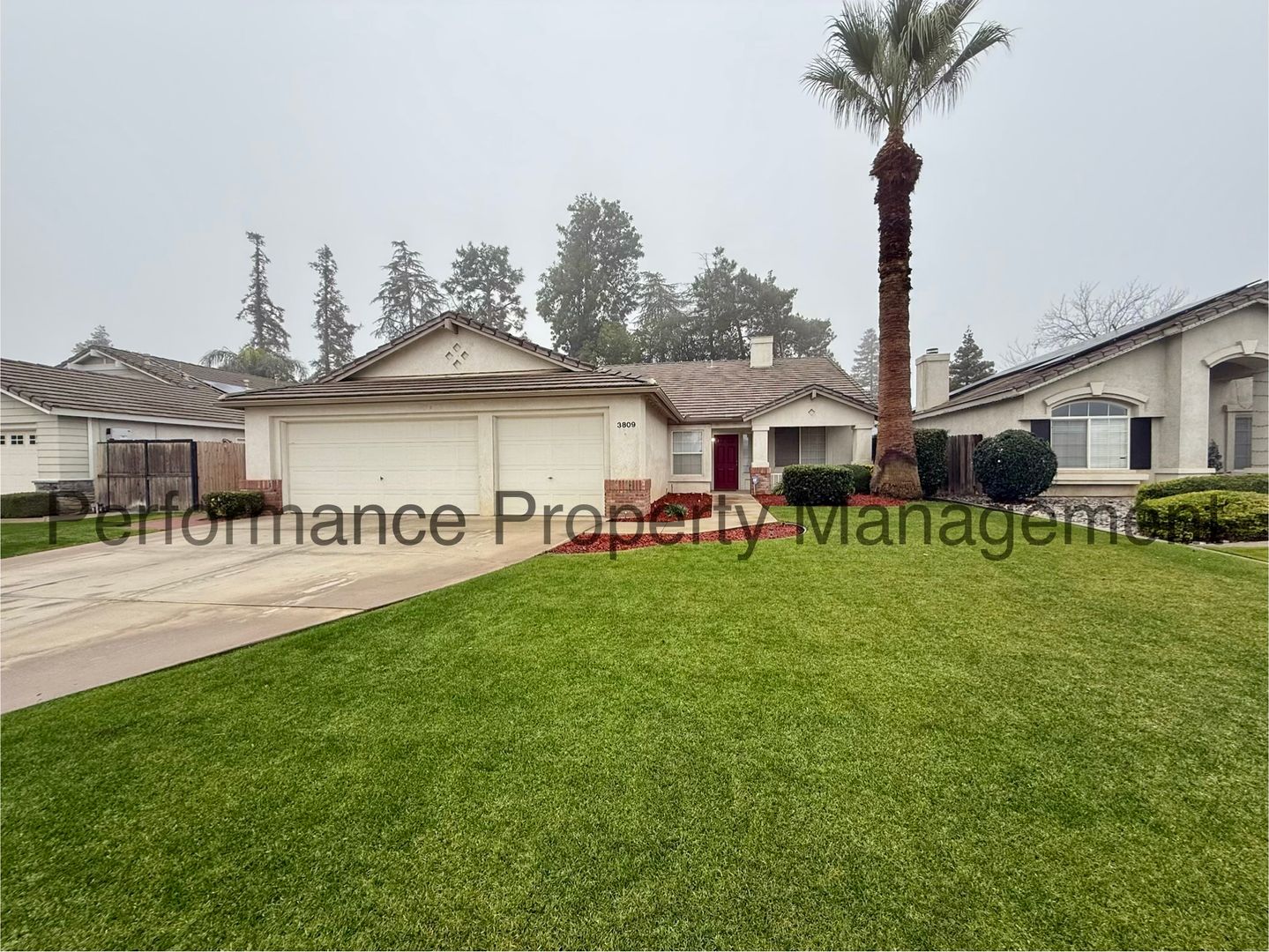 Bakersfield House: 3809 Burnaby Dr