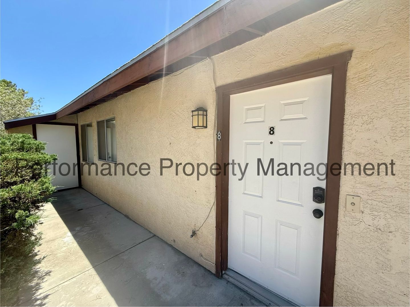 Ridgecrest Apartment: 840 E Ridgecrest Blvd #08