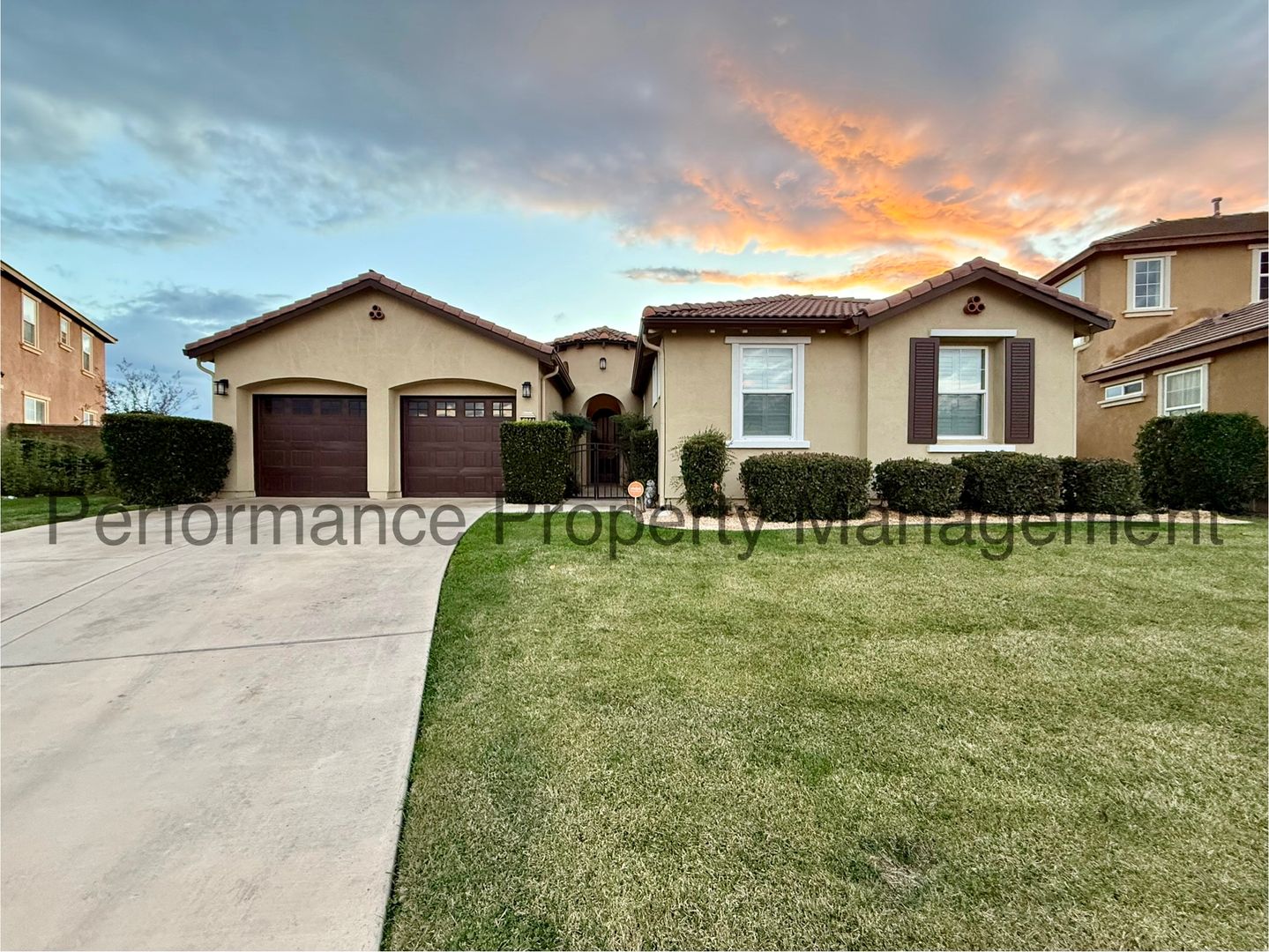 Bakersfield House: 5204 Gossimer Dr