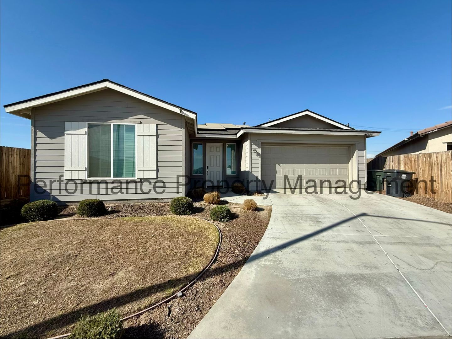 Bakersfield House: 6500 Rugby Ct
