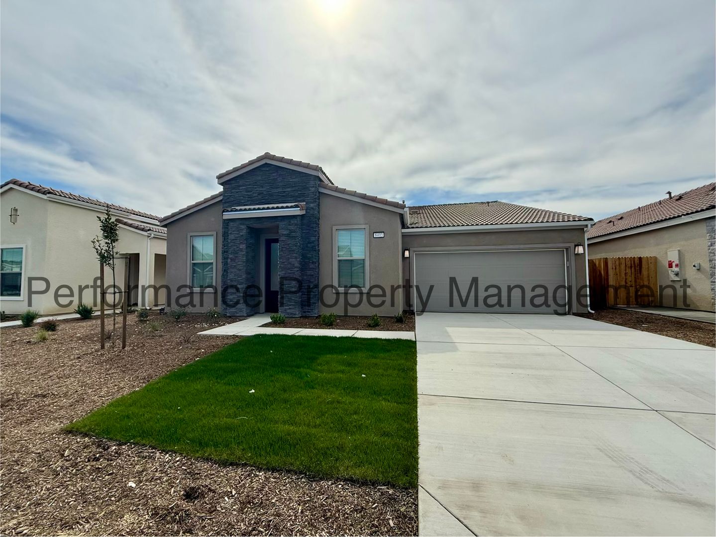 Bakersfield House: 8403 Killary Harbor Ave