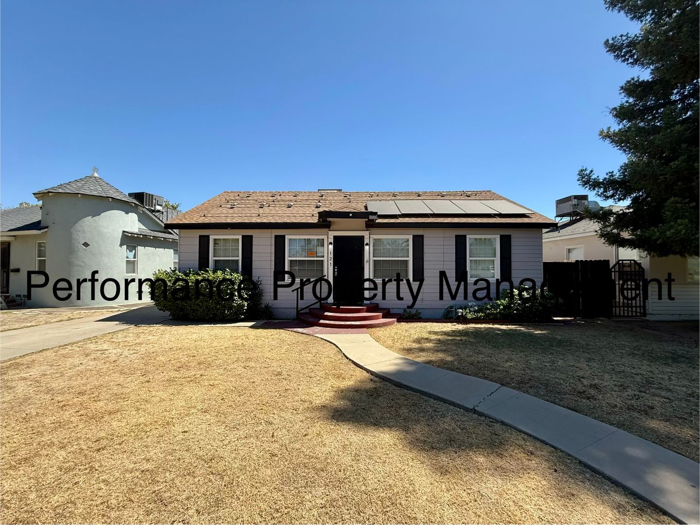Bakersfield House: 121 Bedford Way