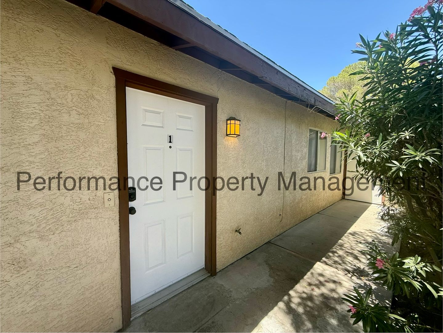 Ridgecrest Apartment: 840 E Ridgecrest Blvd #01