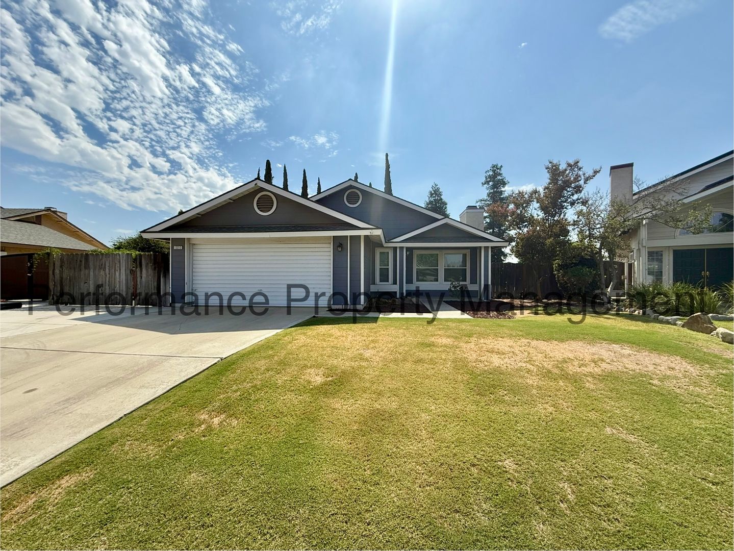 Bakersfield House: 13213 Lynett Ct