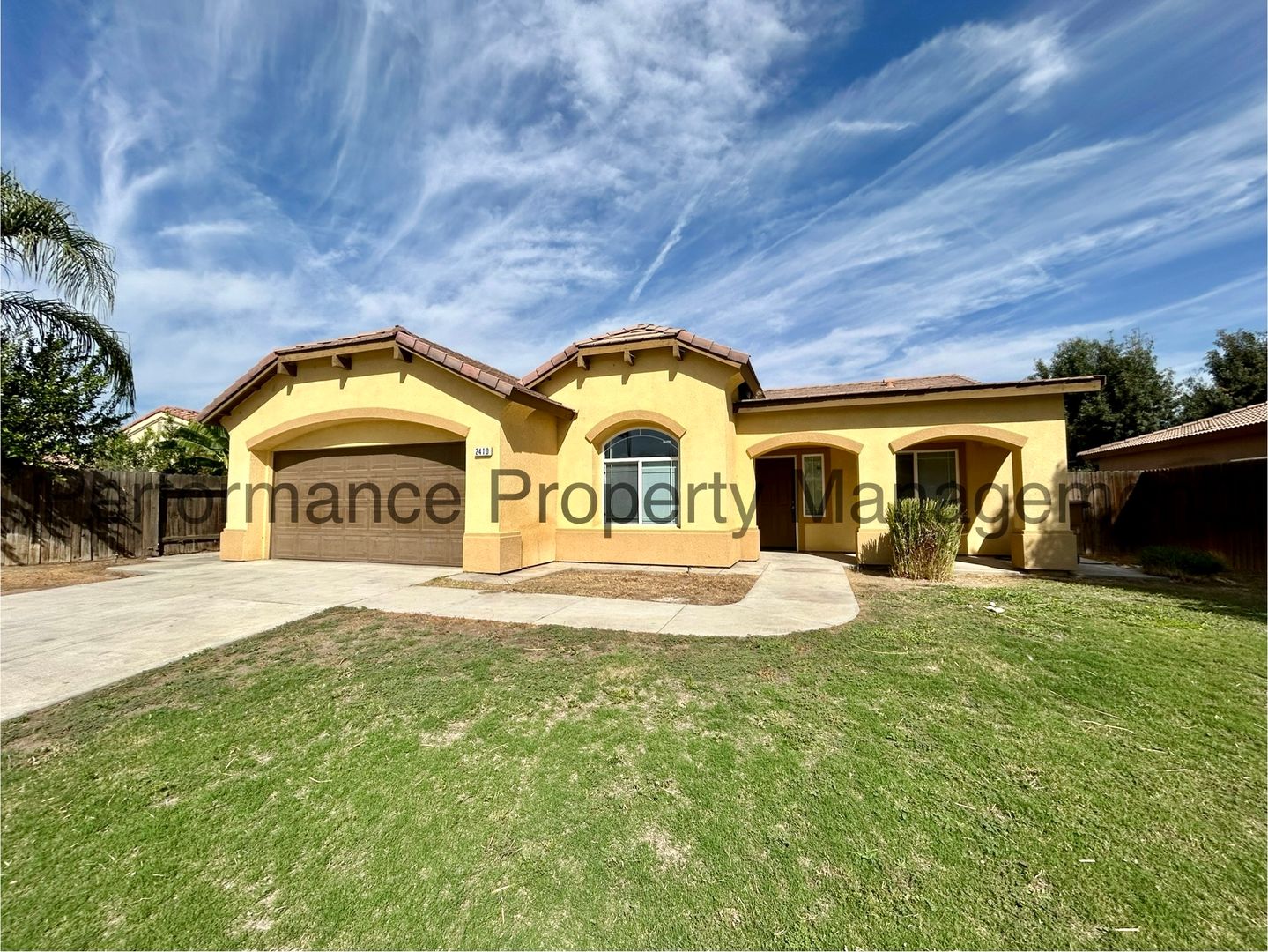 Bakersfield House: 2410 Lebow Ct