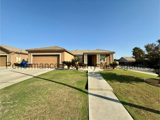 Cute 4 Bed/2 Bath NW Bakersfield Home w/ RBP & Deposit Alternative Option – photo 1