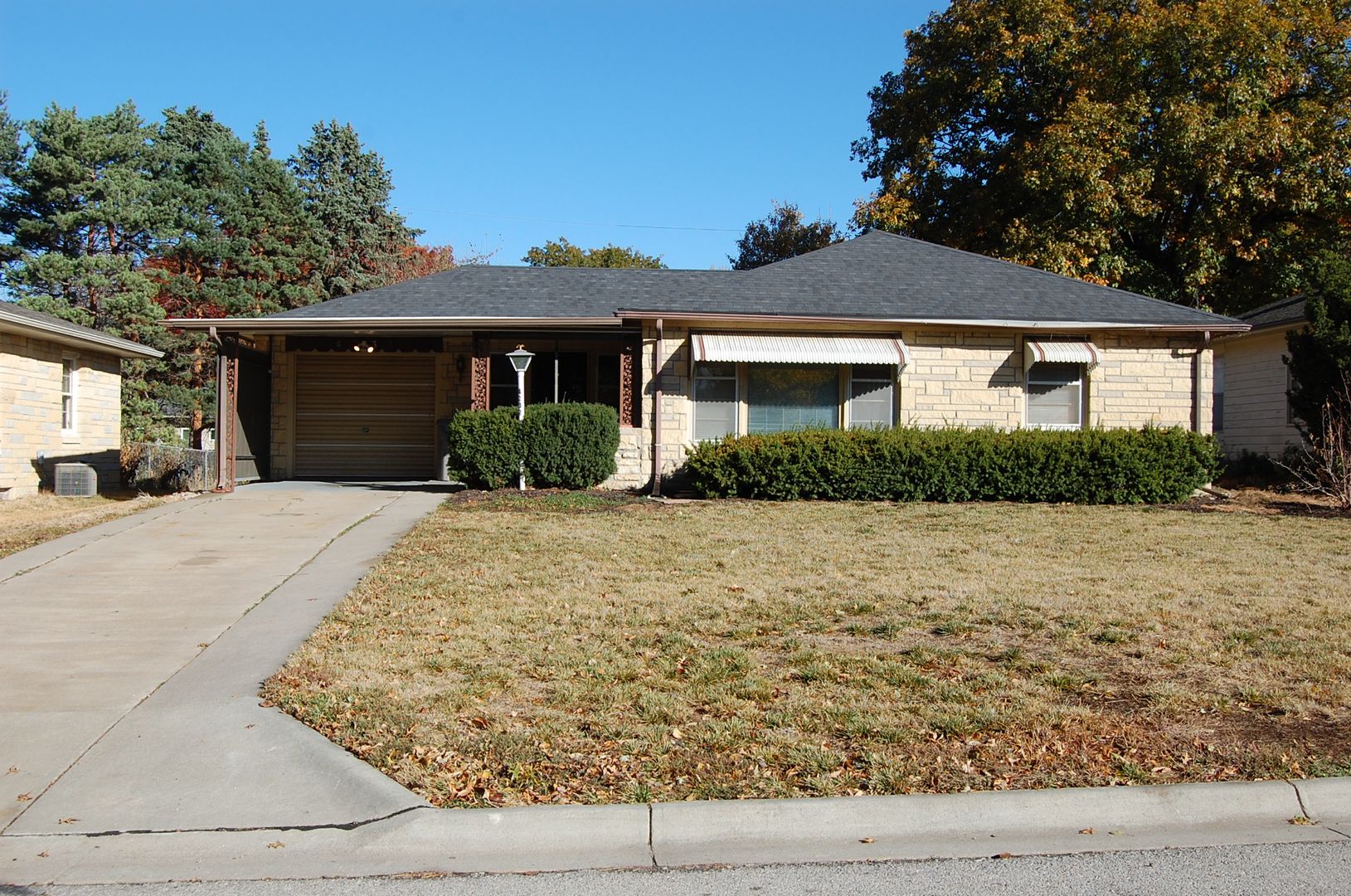 Lincoln House: 4232 B St