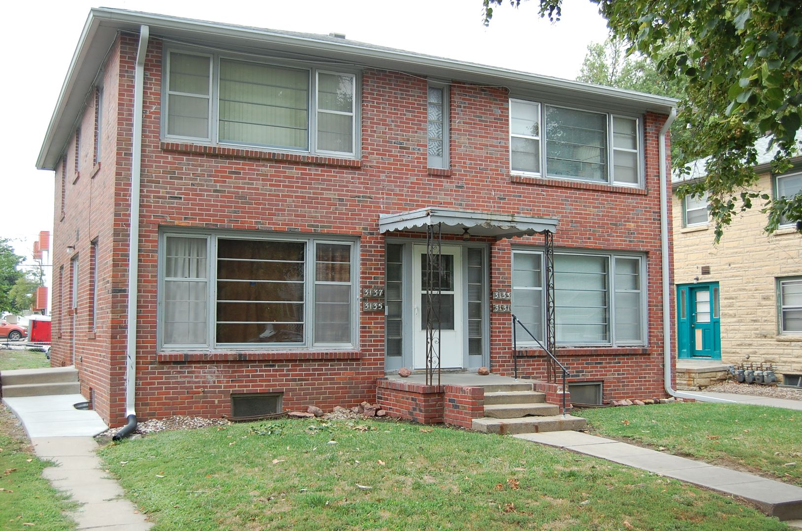 Lincoln Apartment: 3131 P St