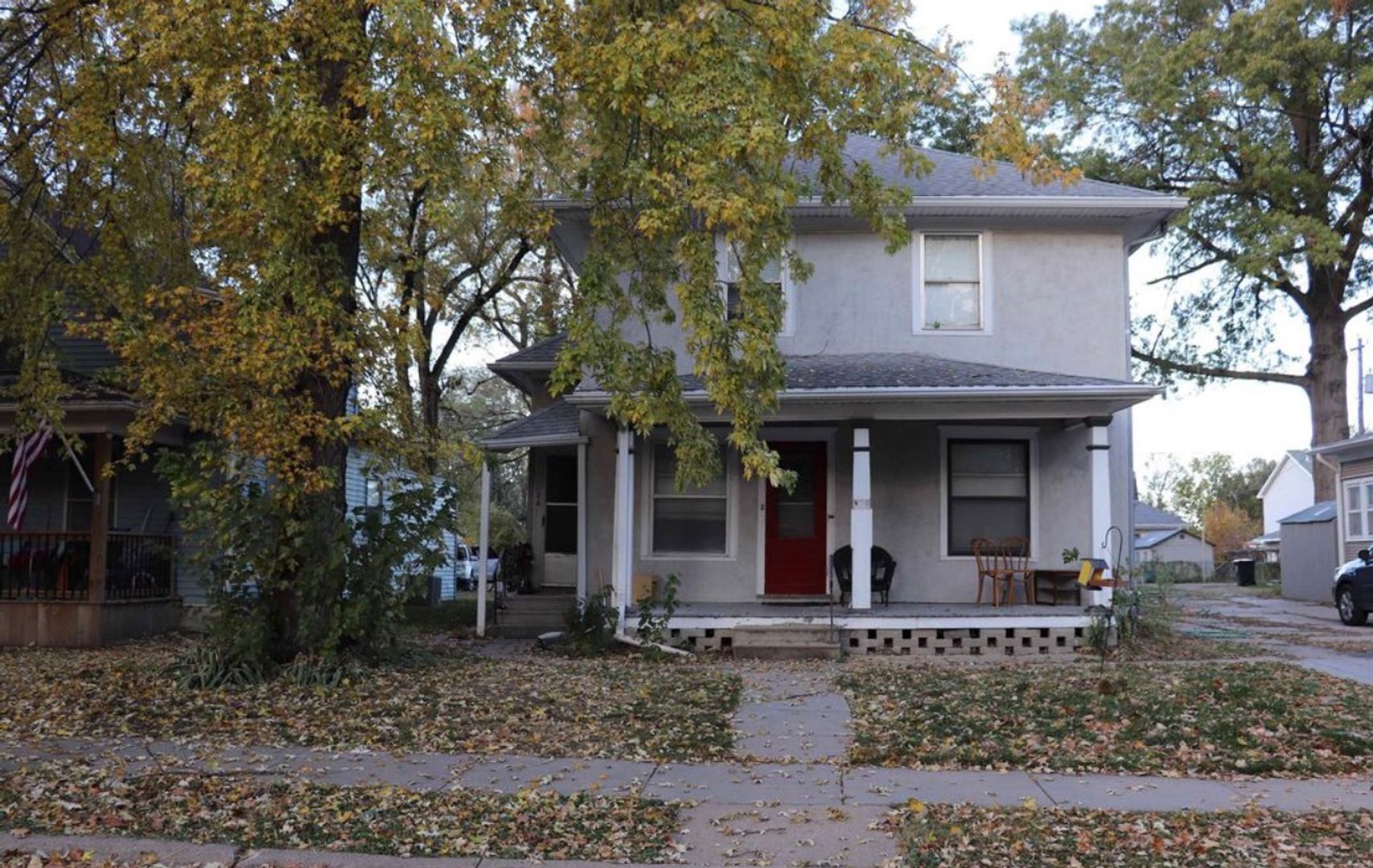 Lincoln Apartment: 1535 N. 32nd St.