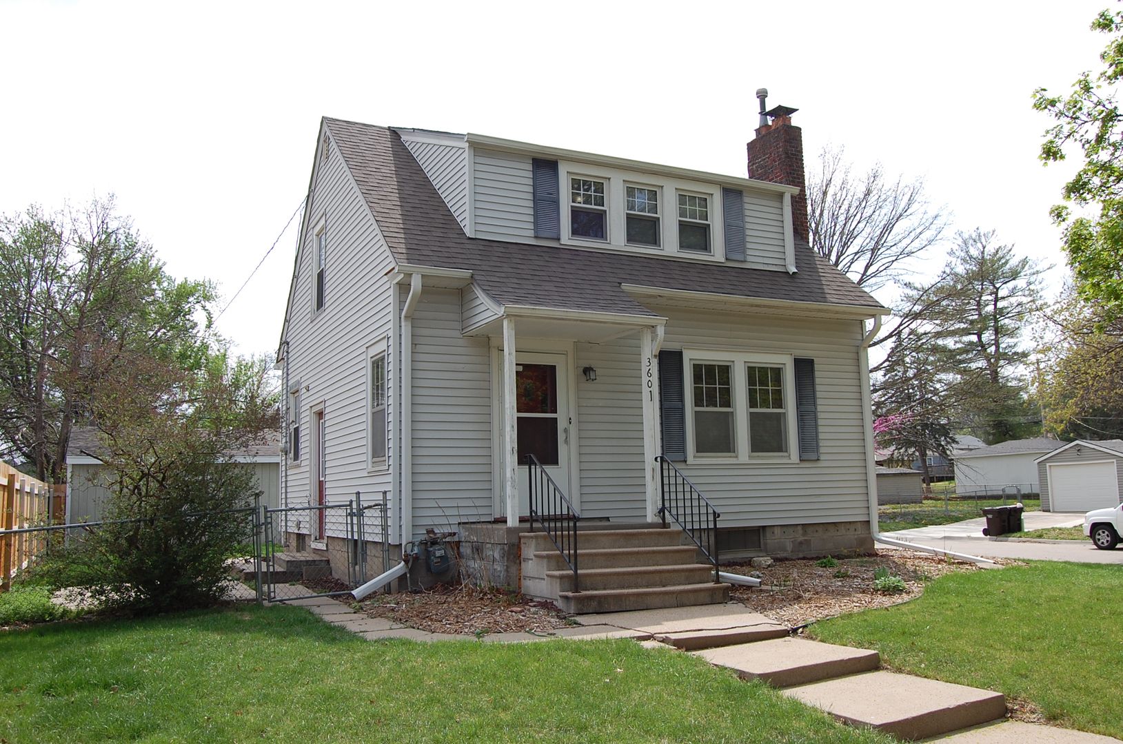 Lincoln House: 3601 W Street