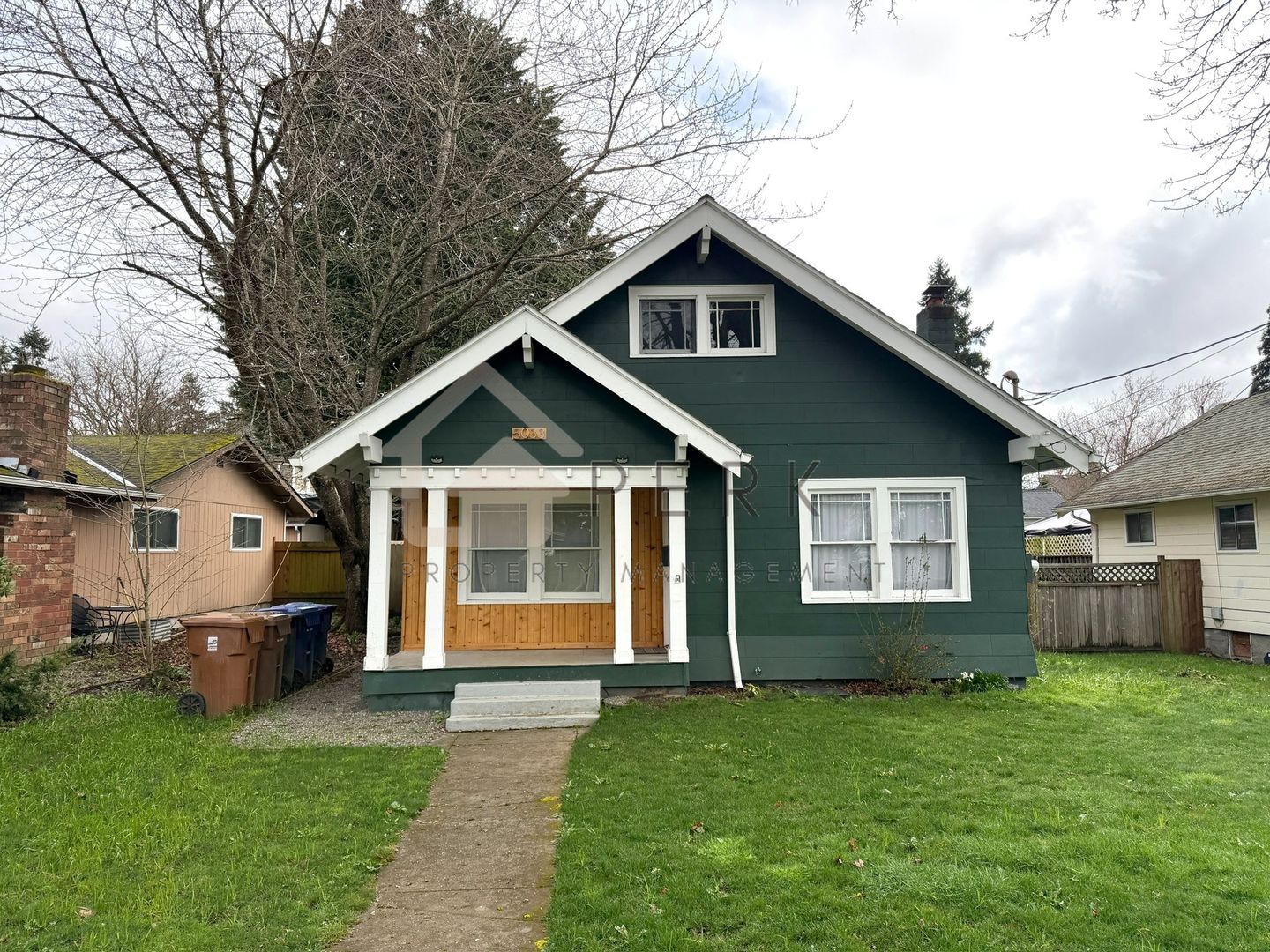 Tacoma House: 5033 S J St