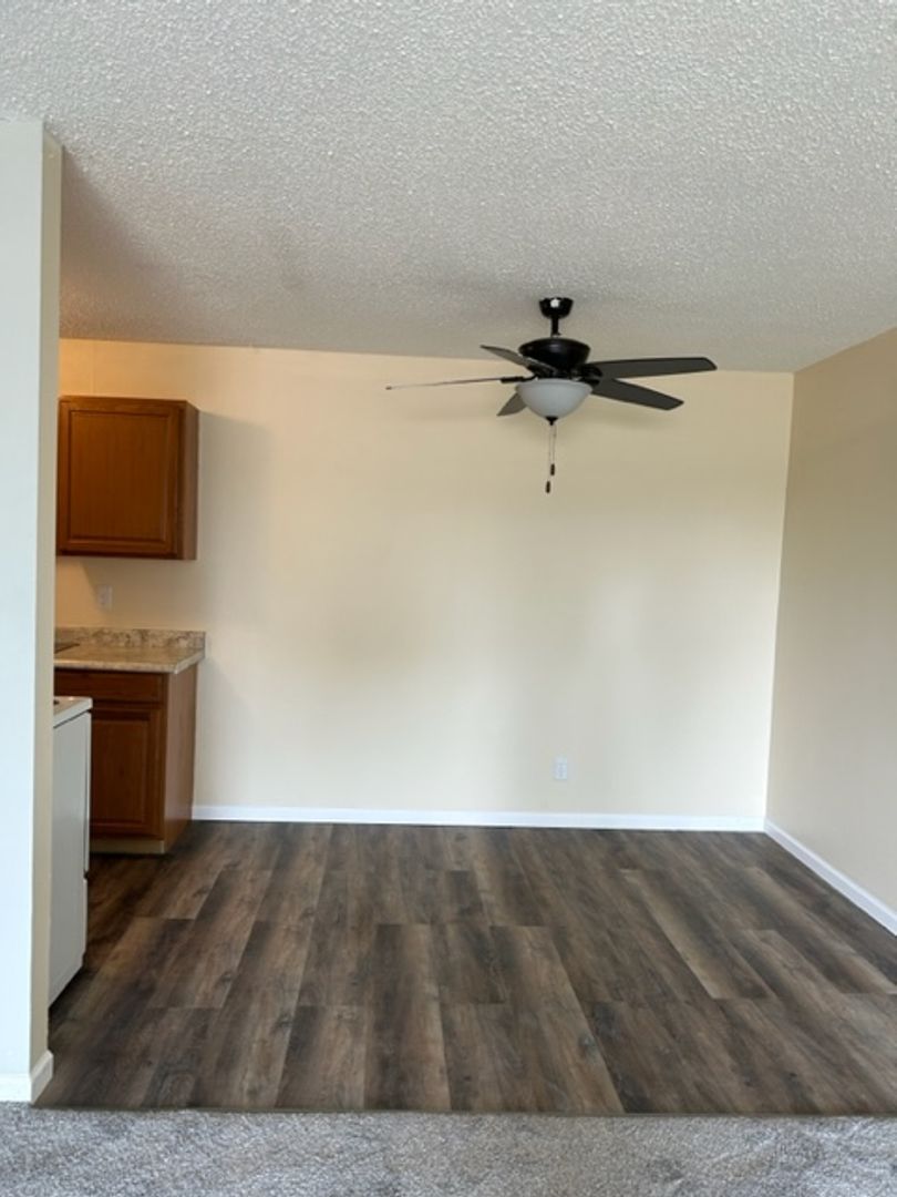 NEW BRIGHTON Apartment: 800 COUNTY RD. D W.