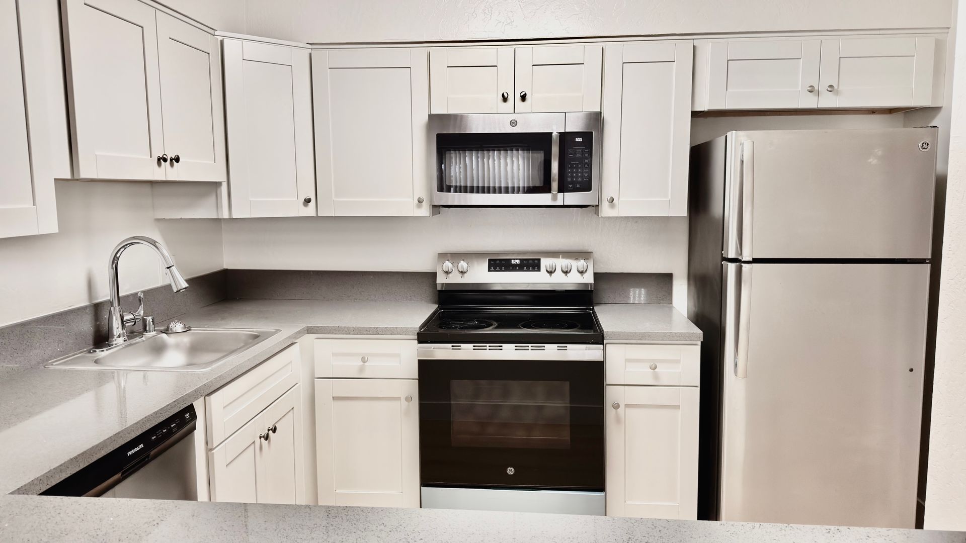 Mountain View Apartment: 1911 California Street