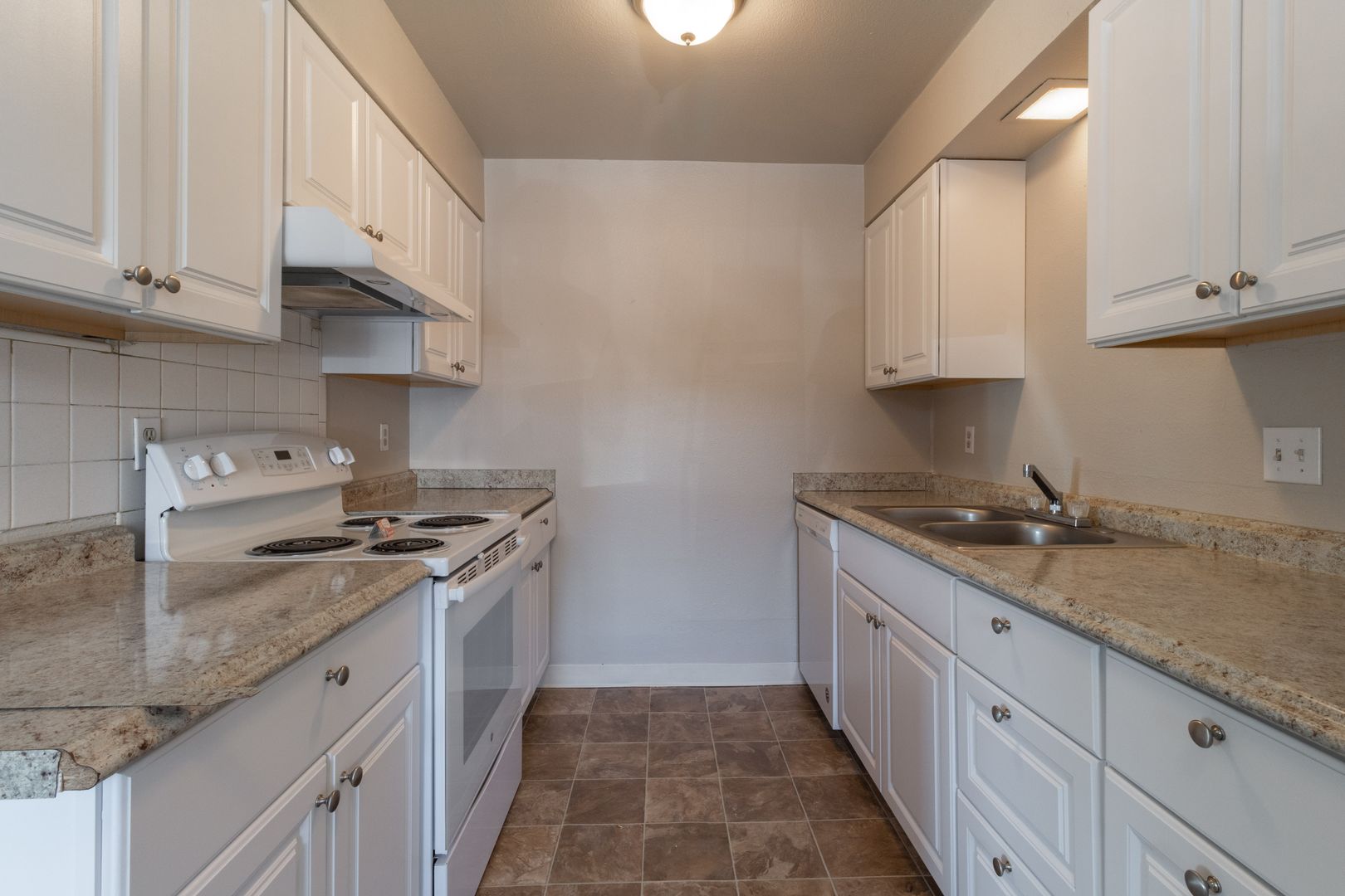 Vancouver House: 932 NE 86th St