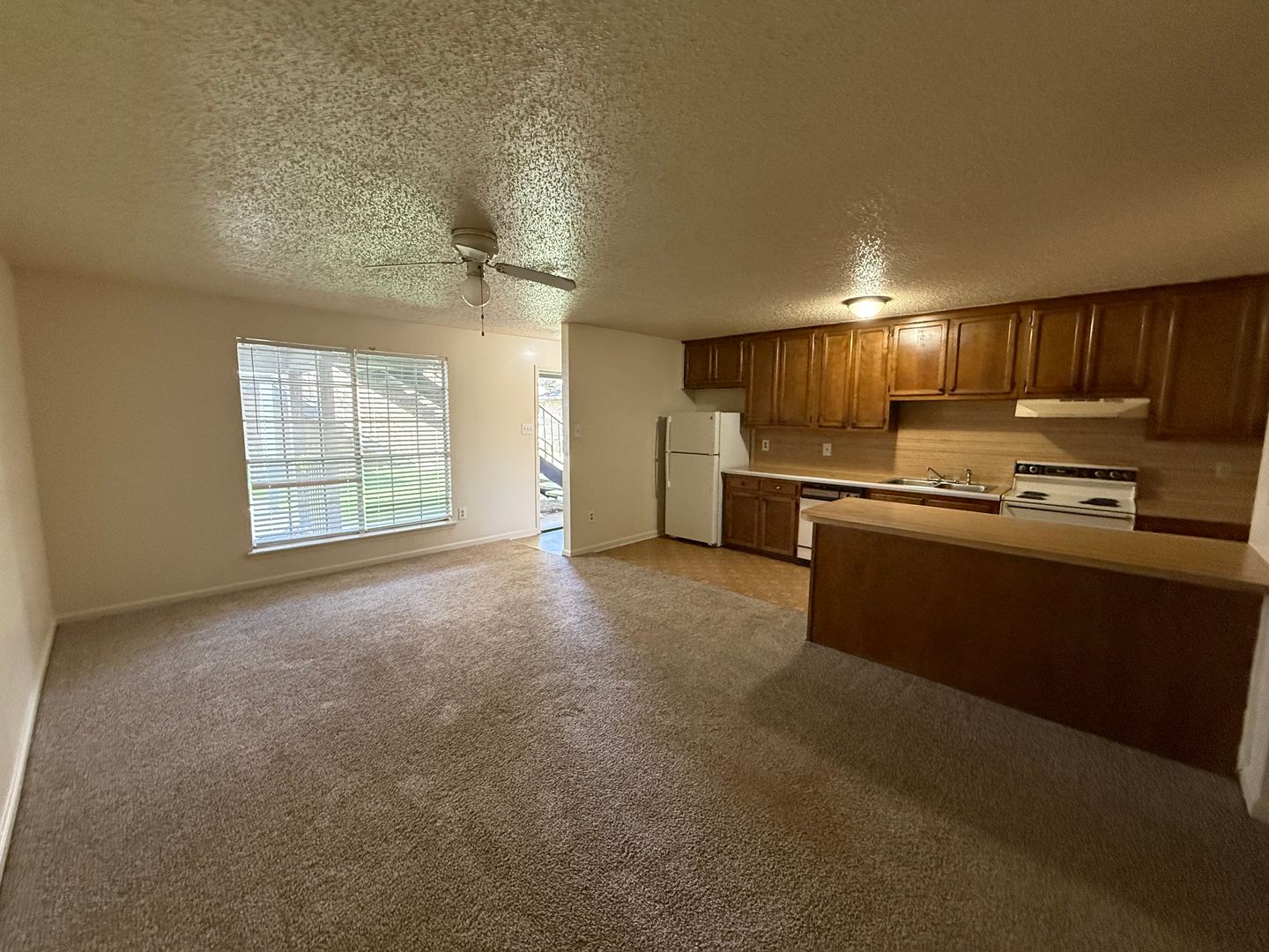 BATON ROUGE Apartment: 8070 NED AVE.