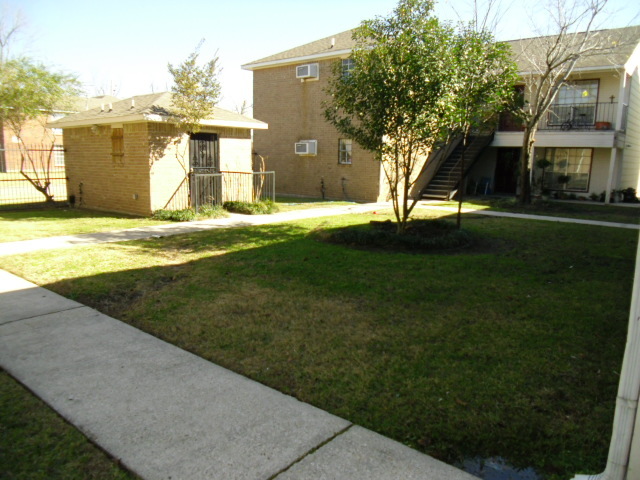 BATON ROUGE Apartment: 8070 NED AVE.