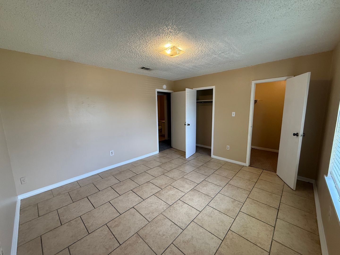 BATON ROUGE Apartment: 1658 STARBOARD DR