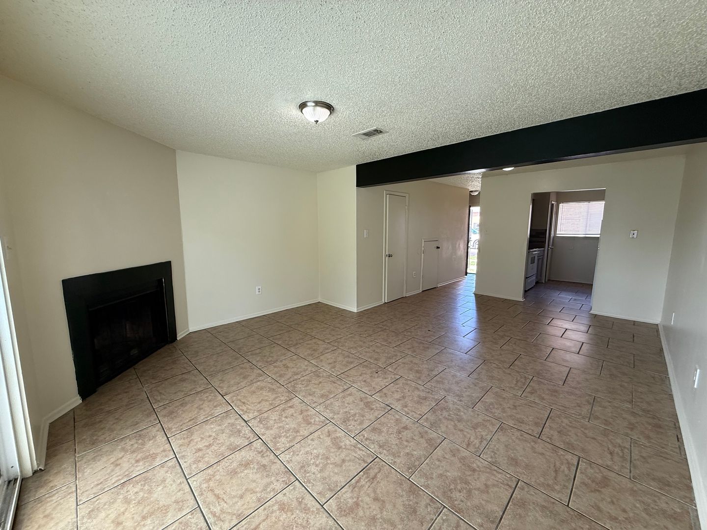 BATON ROUGE Apartment: 8727 GRANITE DR