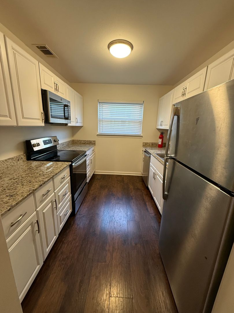 Baton Rouge Apartment: 1414 Jasper Ave