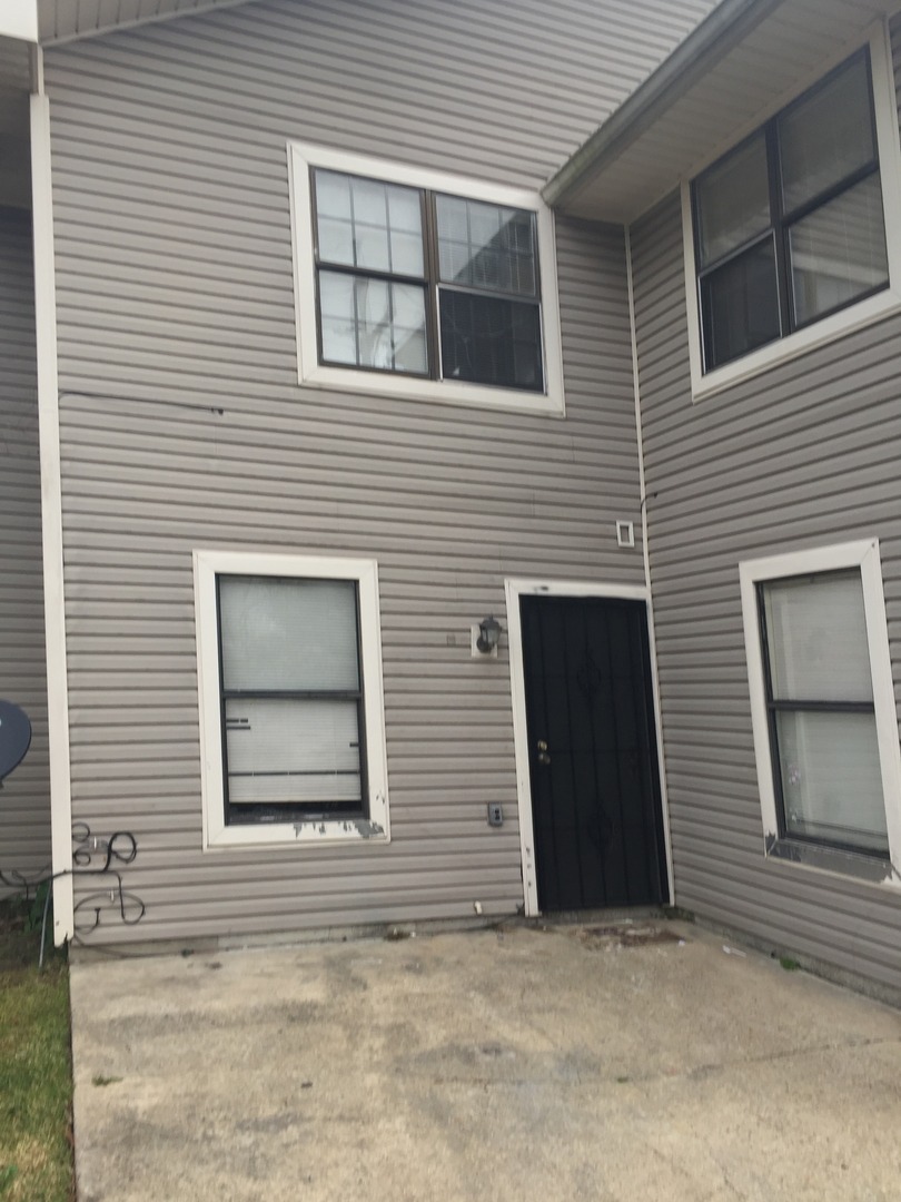 BATON ROUGE Apartment: 8336 BAYOU FOUNTAIN AVE.