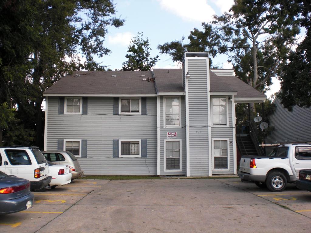 BATON ROUGE Apartment: 8815 GSRI AVE.