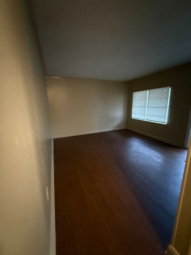 Baton Rouge Apartment: 7250 Exchange Place
