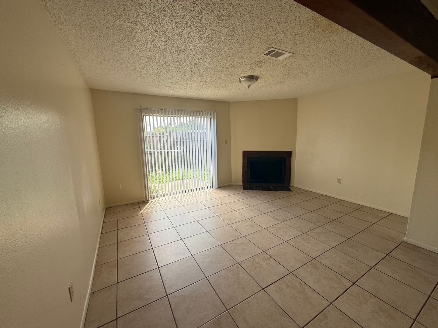 Baton Rouge Apartment: 1907 Jasper Ave