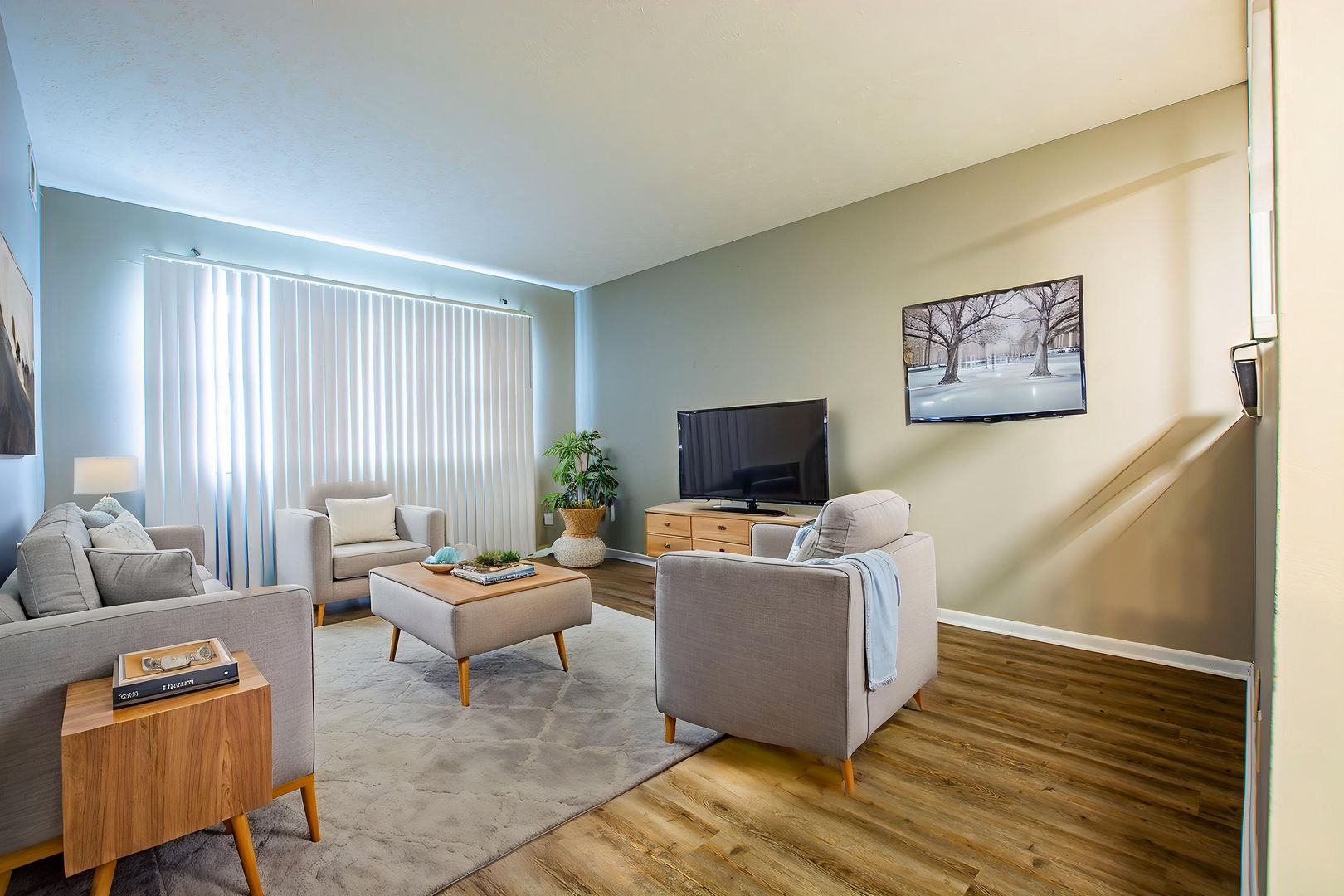 Omaha Apartment: Kelli Gene Apartments, 1308 North 40th Street