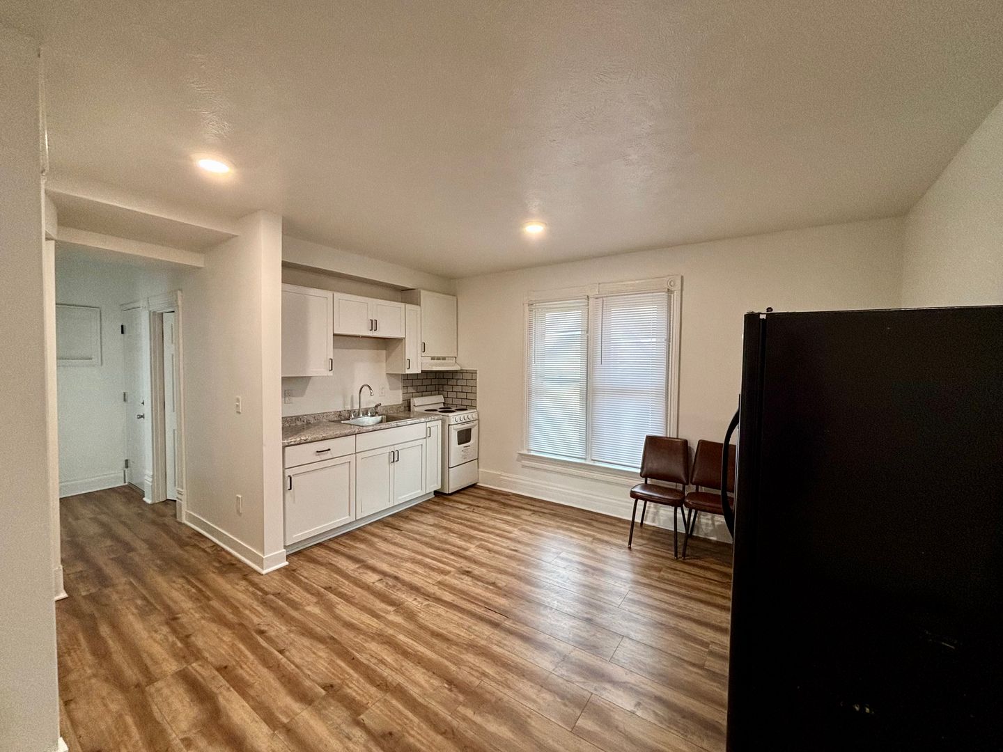 Omaha Apartment: 2415 E Street