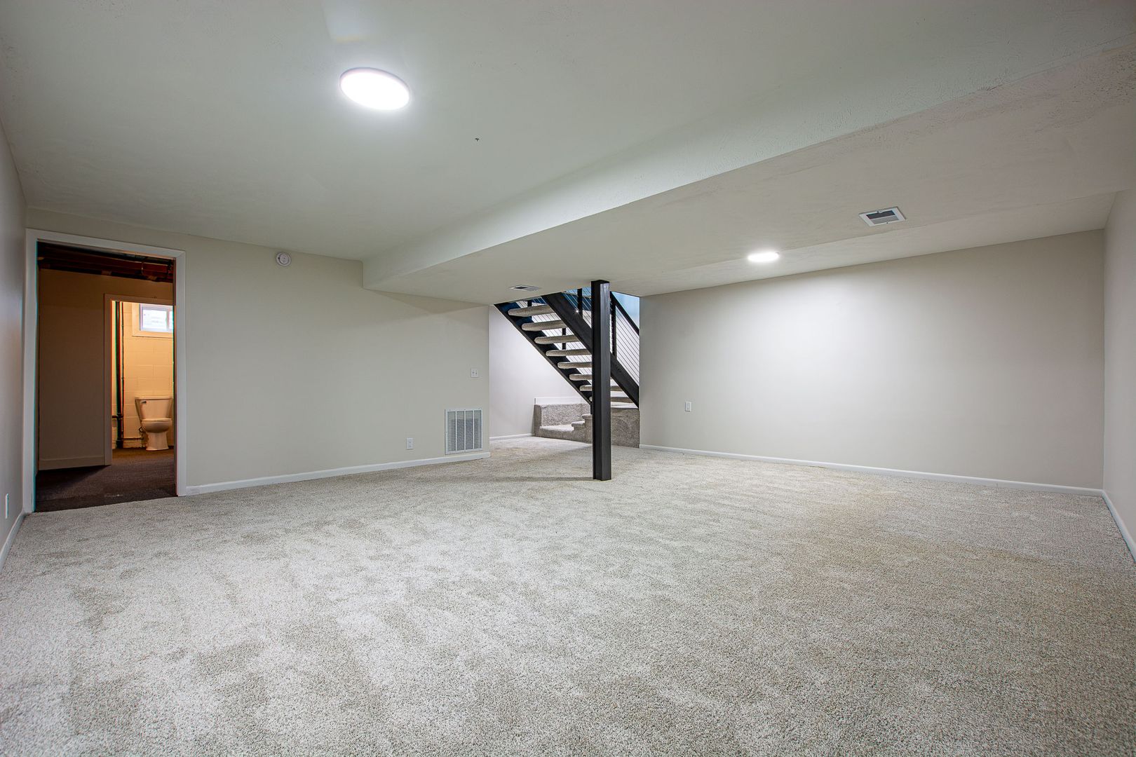 722 S 153rd Circle 22 of 42