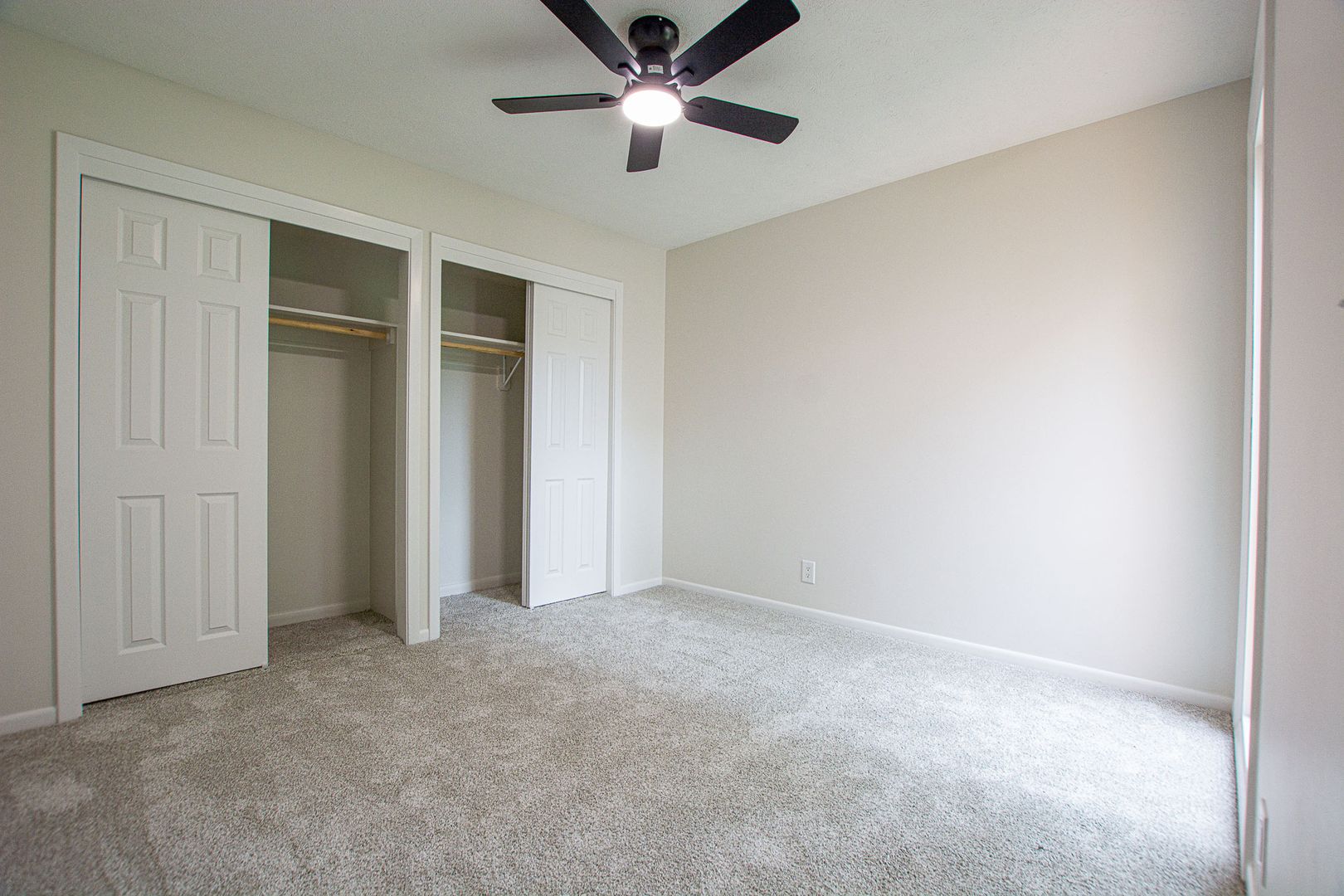 722 S 153rd Circle 35 of 42