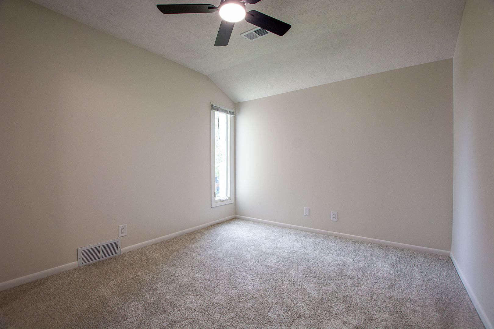 722 S 153rd Circle 39 of 42