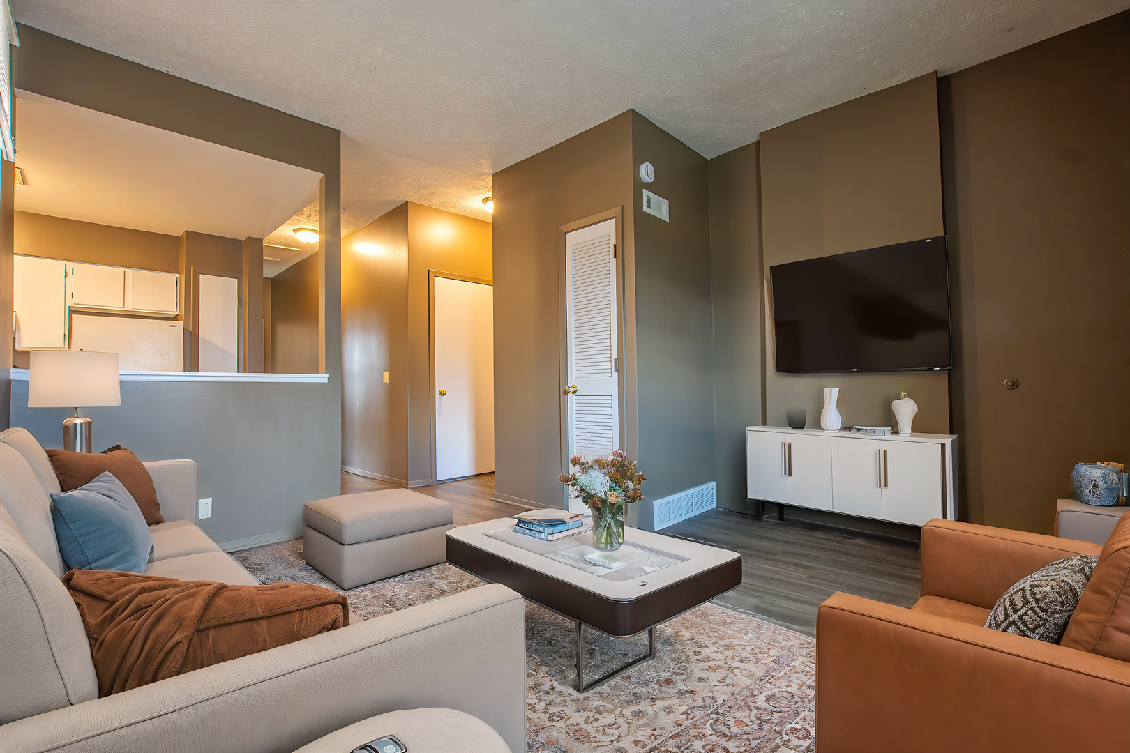 Council Bluffs Apartment: 2200 2nd Avenue