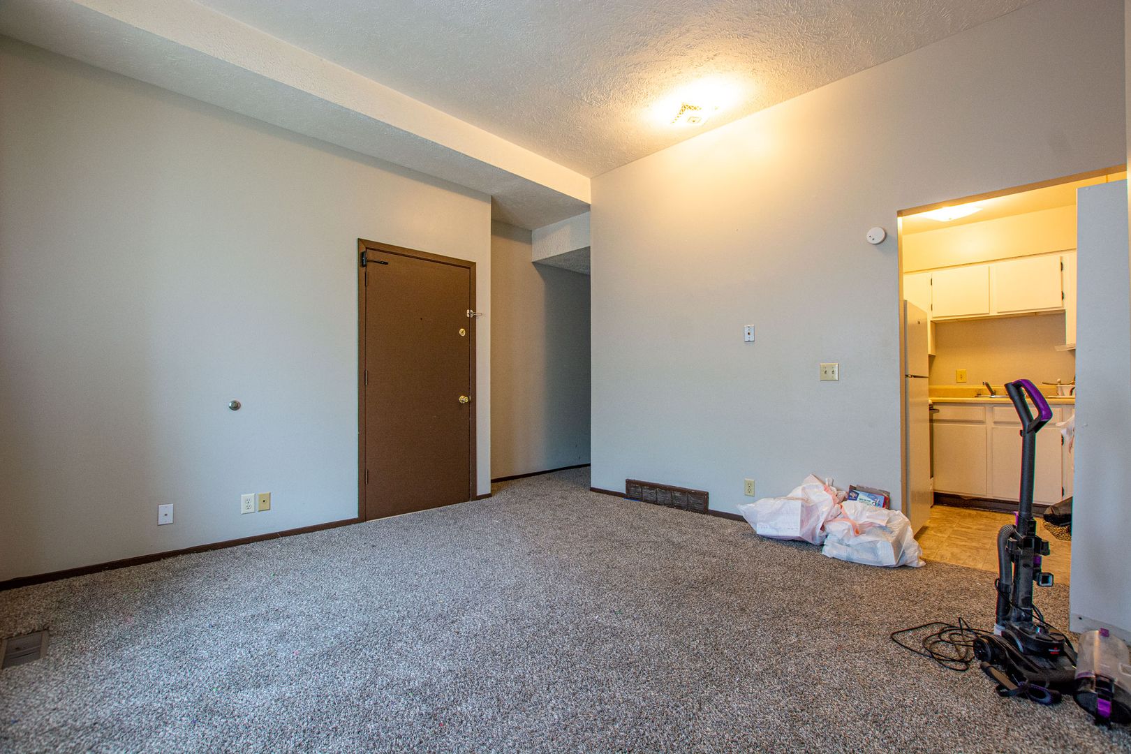 Council Bluffs Apartment: 2200 2nd Avenue