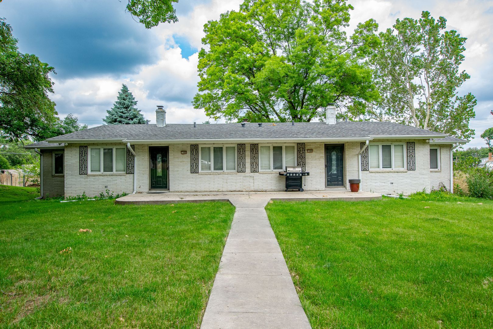 Omaha Apartment: 11806-11808 William Street
