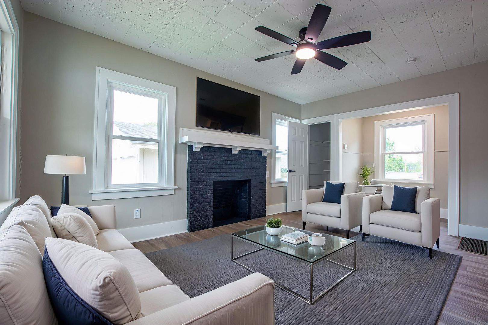Omaha Apartment: Bauman Avenue/ N 30th