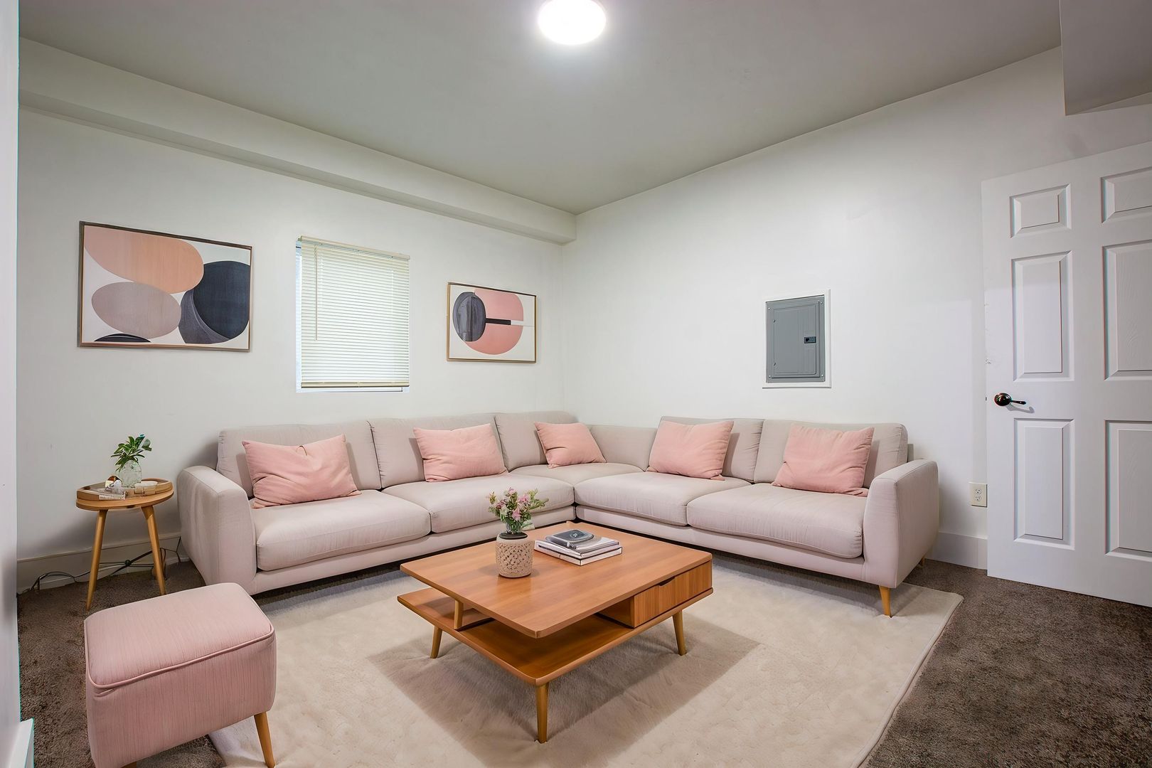 Omaha Apartment: 2415 E Street