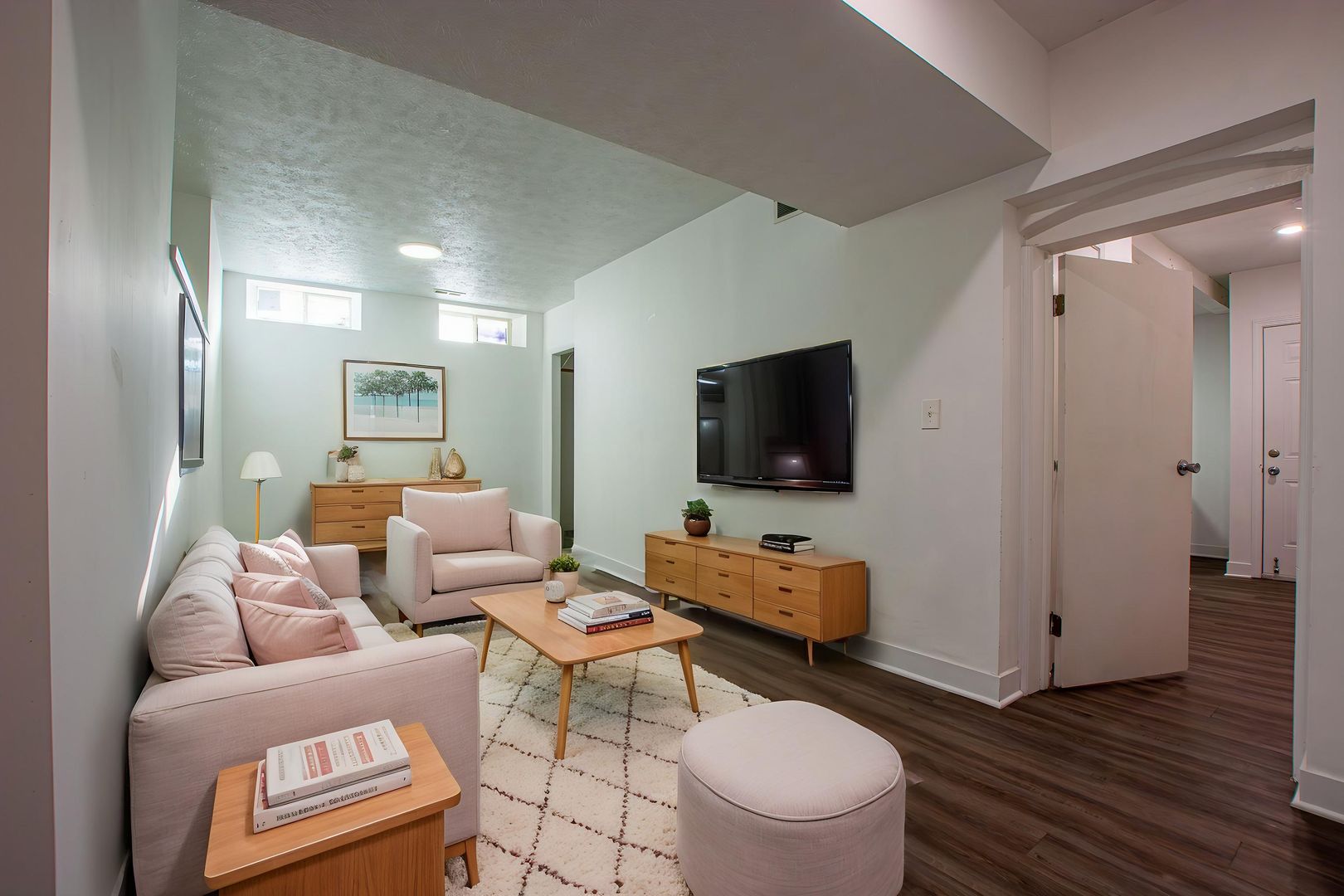 Omaha Apartment: 2415 E Street