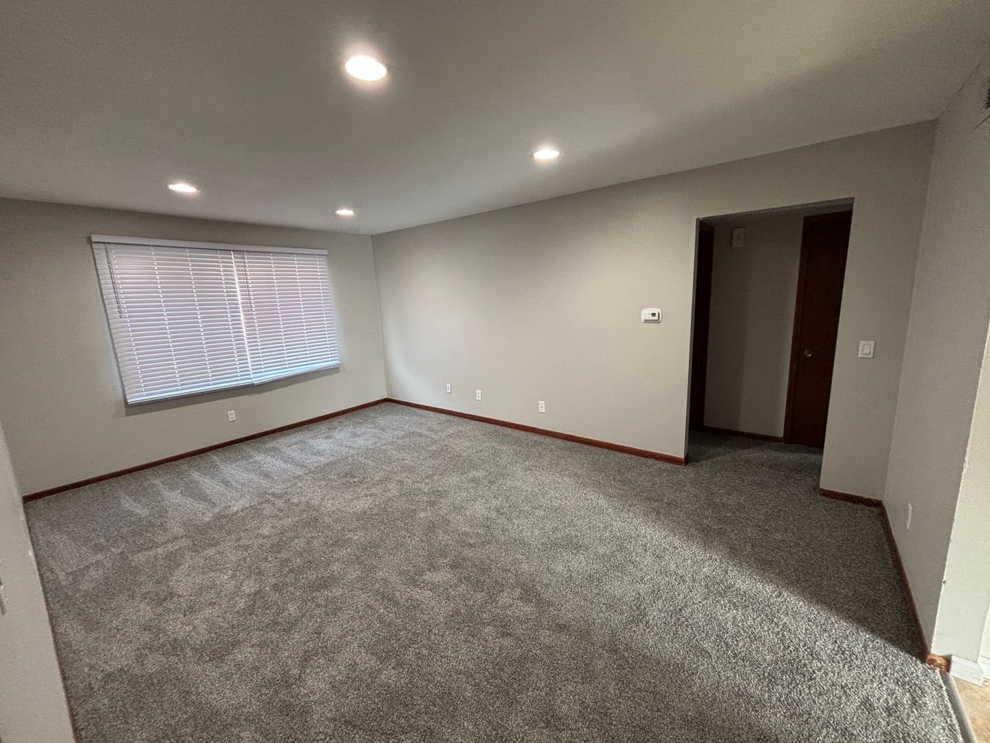 Omaha Apartment: 8865-8871 Holmes Street
