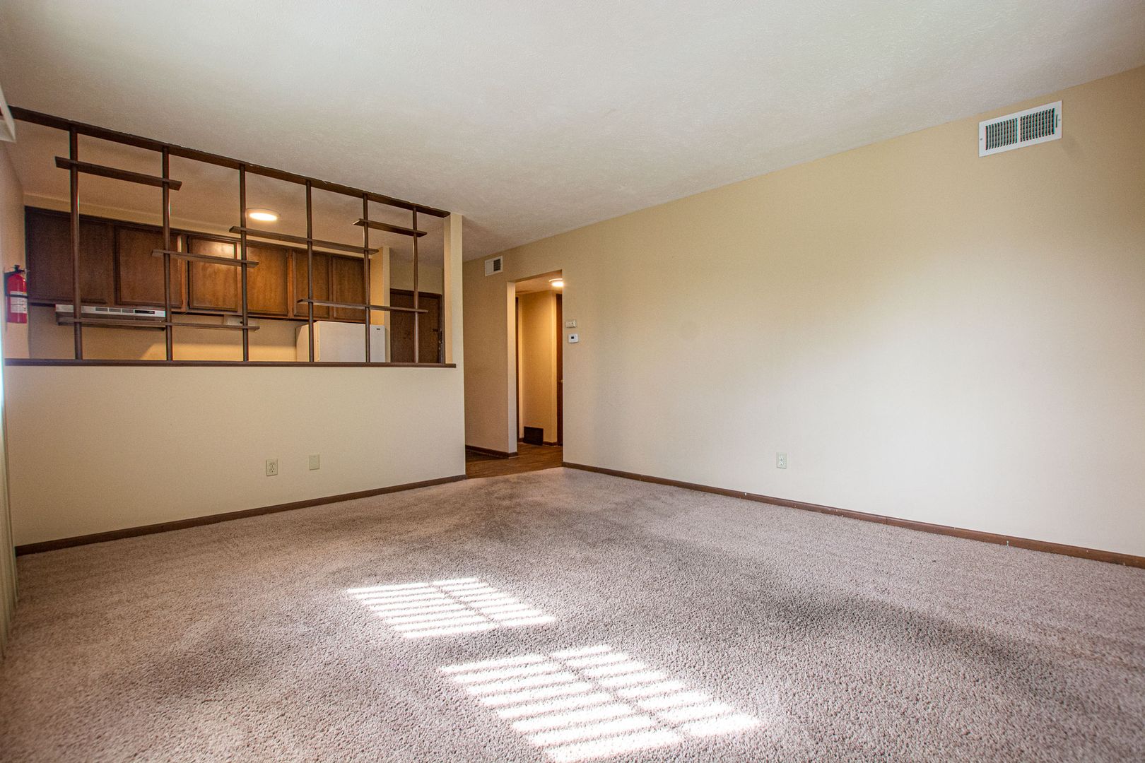 Omaha Apartment: Kelli Gene Apartments, 1308 North 40th Street