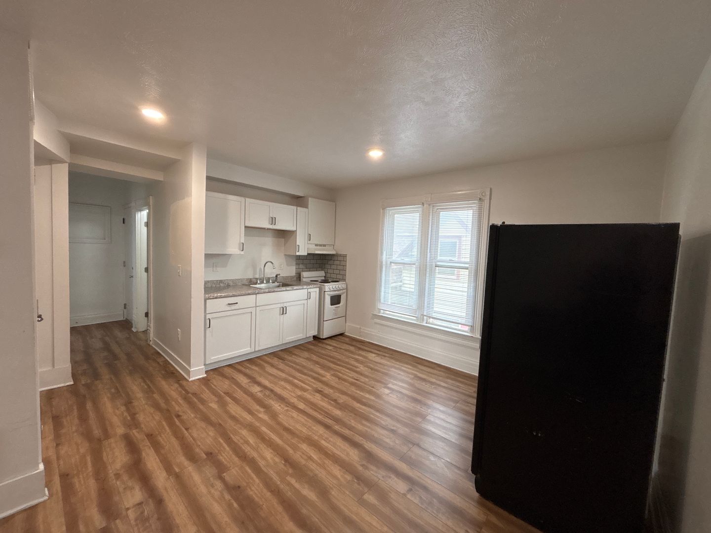 Omaha Apartment: 2415 E Street