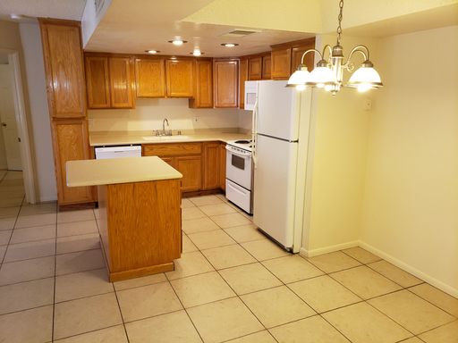 Modernize your Living, All Tile & Corian C-Tops – photo 1